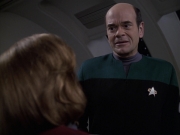 Filename=extant_StarTrek_VOY_6x24-LifeLine_00735.jpg
Filesize=123KiB
Dimensions=1200x900
Date added=Jan 03, 2020 extant_StarTrek_VOY_6x24-LifeLine_00735.jpg