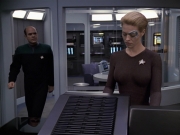 Filename=extant_StarTrek_VOY_6x24-LifeLine_00870.jpg
Filesize=173KiB
Dimensions=1200x900
Date added=Jan 03, 2020 extant_StarTrek_VOY_6x24-LifeLine_00870.jpg