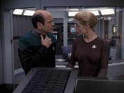 Filename=extant_StarTrek_VOY_6x24-LifeLine_00874.jpg
Filesize=174KiB
Dimensions=1200x900
Date added=Jan 03, 2020 extant_StarTrek_VOY_6x24-LifeLine_00874.jpg