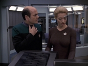Filename=extant_StarTrek_VOY_6x24-LifeLine_00876.jpg
Filesize=171KiB
Dimensions=1200x900
Date added=Jan 03, 2020 extant_StarTrek_VOY_6x24-LifeLine_00876.jpg