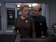 Filename=extant_StarTrek_VOY_6x24-LifeLine_00892.jpg
Filesize=151KiB
Dimensions=1200x900
Date added=Jan 03, 2020 extant_StarTrek_VOY_6x24-LifeLine_00892.jpg