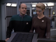 extant_StarTrek_VOY_6x24-LifeLine_00953.jpg