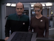 Filename=extant_StarTrek_VOY_6x24-LifeLine_00956.jpg
Filesize=178KiB
Dimensions=1200x900
Date added=Jan 03, 2020 extant_StarTrek_VOY_6x24-LifeLine_00956.jpg