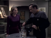 Filename=extant_StarTrek_VOY_6x24-LifeLine_01046.jpg
Filesize=160KiB
Dimensions=1200x900
Date added=Jan 03, 2020 extant_StarTrek_VOY_6x24-LifeLine_01046.jpg