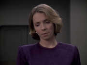 extant_StarTrek_VOY_6x24-LifeLine_01110.jpg