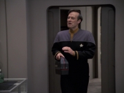 Filename=extant_StarTrek_VOY_6x24-LifeLine_01130.jpg
Filesize=116KiB
Dimensions=1200x900
Date added=Jan 03, 2020 extant_StarTrek_VOY_6x24-LifeLine_01130.jpg