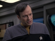 Filename=extant_StarTrek_VOY_6x24-LifeLine_01163.jpg
Filesize=150KiB
Dimensions=1200x900
Date added=Jan 03, 2020 extant_StarTrek_VOY_6x24-LifeLine_01163.jpg