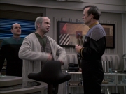 Filename=extant_StarTrek_VOY_6x24-LifeLine_01237.jpg
Filesize=184KiB
Dimensions=1200x900
Date added=Jan 03, 2020 extant_StarTrek_VOY_6x24-LifeLine_01237.jpg