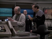 Filename=extant_StarTrek_VOY_6x24-LifeLine_01245.jpg
Filesize=190KiB
Dimensions=1200x900
Date added=Jan 03, 2020 extant_StarTrek_VOY_6x24-LifeLine_01245.jpg