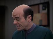 extant_StarTrek_VOY_6x24-LifeLine_01280.jpg