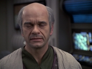 extant_StarTrek_VOY_6x24-LifeLine_01356.jpg