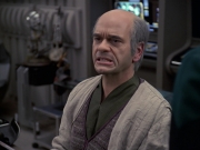 Filename=extant_StarTrek_VOY_6x24-LifeLine_01392.jpg
Filesize=168KiB
Dimensions=1200x900
Date added=Jan 03, 2020 extant_StarTrek_VOY_6x24-LifeLine_01392.jpg