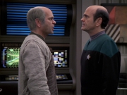 Filename=extant_StarTrek_VOY_6x24-LifeLine_01434.jpg
Filesize=190KiB
Dimensions=1200x900
Date added=Jan 03, 2020 extant_StarTrek_VOY_6x24-LifeLine_01434.jpg