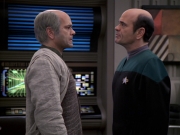 Filename=extant_StarTrek_VOY_6x24-LifeLine_01443.jpg
Filesize=190KiB
Dimensions=1200x900
Date added=Jan 03, 2020 extant_StarTrek_VOY_6x24-LifeLine_01443.jpg