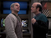 Filename=extant_StarTrek_VOY_6x24-LifeLine_01449.jpg
Filesize=192KiB
Dimensions=1200x900
Date added=Jan 03, 2020 extant_StarTrek_VOY_6x24-LifeLine_01449.jpg