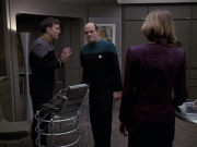 Filename=extant_StarTrek_VOY_6x24-LifeLine_01479.jpg
Filesize=157KiB
Dimensions=1200x900
Date added=Jan 03, 2020 extant_StarTrek_VOY_6x24-LifeLine_01479.jpg
