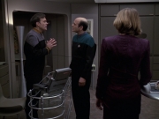 Filename=extant_StarTrek_VOY_6x24-LifeLine_01480.jpg
Filesize=156KiB
Dimensions=1200x900
Date added=Jan 03, 2020 extant_StarTrek_VOY_6x24-LifeLine_01480.jpg