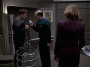 Filename=extant_StarTrek_VOY_6x24-LifeLine_01482.jpg
Filesize=160KiB
Dimensions=1200x900
Date added=Jan 03, 2020 extant_StarTrek_VOY_6x24-LifeLine_01482.jpg