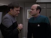 Filename=extant_StarTrek_VOY_6x24-LifeLine_01505.jpg
Filesize=144KiB
Dimensions=1200x900
Date added=Jan 03, 2020 extant_StarTrek_VOY_6x24-LifeLine_01505.jpg
