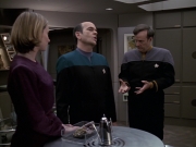 Filename=extant_StarTrek_VOY_6x24-LifeLine_01520.jpg
Filesize=161KiB
Dimensions=1200x900
Date added=Jan 03, 2020 extant_StarTrek_VOY_6x24-LifeLine_01520.jpg