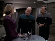 Filename=extant_StarTrek_VOY_6x24-LifeLine_01522.jpg
Filesize=166KiB
Dimensions=1200x900
Date added=Jan 03, 2020 extant_StarTrek_VOY_6x24-LifeLine_01522.jpg