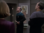 Filename=extant_StarTrek_VOY_6x24-LifeLine_01563.jpg
Filesize=157KiB
Dimensions=1200x900
Date added=Jan 03, 2020 extant_StarTrek_VOY_6x24-LifeLine_01563.jpg