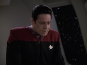 Filename=extant_StarTrek_VOY_6x24-LifeLine_01704.jpg
Filesize=122KiB
Dimensions=1200x900
Date added=Jan 03, 2020 extant_StarTrek_VOY_6x24-LifeLine_01704.jpg