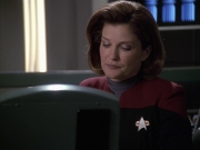 Filename=extant_StarTrek_VOY_6x24-LifeLine_01710.jpg
Filesize=146KiB
Dimensions=1200x900
Date added=Jan 03, 2020 extant_StarTrek_VOY_6x24-LifeLine_01710.jpg