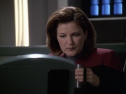 Filename=extant_StarTrek_VOY_6x24-LifeLine_01729.jpg
Filesize=137KiB
Dimensions=1200x900
Date added=Jan 03, 2020 extant_StarTrek_VOY_6x24-LifeLine_01729.jpg
