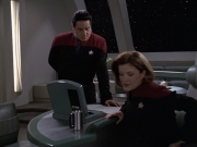 Filename=extant_StarTrek_VOY_6x24-LifeLine_01747.jpg
Filesize=152KiB
Dimensions=1200x900
Date added=Jan 03, 2020 extant_StarTrek_VOY_6x24-LifeLine_01747.jpg
