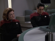 Filename=extant_StarTrek_VOY_6x24-LifeLine_01795.jpg
Filesize=140KiB
Dimensions=1200x900
Date added=Jan 03, 2020 extant_StarTrek_VOY_6x24-LifeLine_01795.jpg