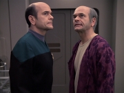 Filename=extant_StarTrek_VOY_6x24-LifeLine_02027.jpg
Filesize=158KiB
Dimensions=1200x900
Date added=Jan 03, 2020 extant_StarTrek_VOY_6x24-LifeLine_02027.jpg