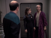 Filename=extant_StarTrek_VOY_6x24-LifeLine_02055.jpg
Filesize=162KiB
Dimensions=1200x900
Date added=Jan 03, 2020 extant_StarTrek_VOY_6x24-LifeLine_02055.jpg