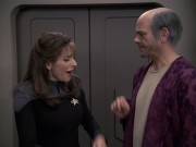 Filename=extant_StarTrek_VOY_6x24-LifeLine_02060.jpg
Filesize=151KiB
Dimensions=1200x900
Date added=Jan 03, 2020 extant_StarTrek_VOY_6x24-LifeLine_02060.jpg