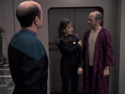 Filename=extant_StarTrek_VOY_6x24-LifeLine_02065.jpg
Filesize=161KiB
Dimensions=1200x900
Date added=Jan 03, 2020 extant_StarTrek_VOY_6x24-LifeLine_02065.jpg