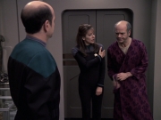 Filename=extant_StarTrek_VOY_6x24-LifeLine_02069.jpg
Filesize=162KiB
Dimensions=1200x900
Date added=Jan 03, 2020 extant_StarTrek_VOY_6x24-LifeLine_02069.jpg
