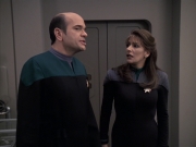 Filename=extant_StarTrek_VOY_6x24-LifeLine_02084.jpg
Filesize=133KiB
Dimensions=1200x900
Date added=Jan 03, 2020 extant_StarTrek_VOY_6x24-LifeLine_02084.jpg