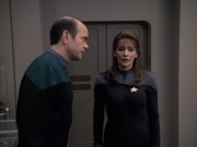 Filename=extant_StarTrek_VOY_6x24-LifeLine_02089.jpg
Filesize=134KiB
Dimensions=1200x900
Date added=Jan 03, 2020 extant_StarTrek_VOY_6x24-LifeLine_02089.jpg
