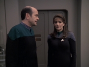 Filename=extant_StarTrek_VOY_6x24-LifeLine_02090.jpg
Filesize=127KiB
Dimensions=1200x900
Date added=Jan 03, 2020 extant_StarTrek_VOY_6x24-LifeLine_02090.jpg