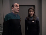 Filename=extant_StarTrek_VOY_6x24-LifeLine_02091.jpg
Filesize=130KiB
Dimensions=1200x900
Date added=Jan 03, 2020 extant_StarTrek_VOY_6x24-LifeLine_02091.jpg