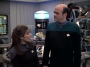 Filename=extant_StarTrek_VOY_6x24-LifeLine_02187.jpg
Filesize=188KiB
Dimensions=1200x900
Date added=Jan 03, 2020 extant_StarTrek_VOY_6x24-LifeLine_02187.jpg