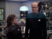 Filename=extant_StarTrek_VOY_6x24-LifeLine_02189.jpg
Filesize=188KiB
Dimensions=1200x900
Date added=Jan 03, 2020 extant_StarTrek_VOY_6x24-LifeLine_02189.jpg
