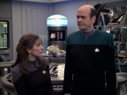 Filename=extant_StarTrek_VOY_6x24-LifeLine_02193.jpg
Filesize=188KiB
Dimensions=1200x900
Date added=Jan 03, 2020 extant_StarTrek_VOY_6x24-LifeLine_02193.jpg