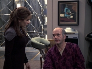extant_StarTrek_VOY_6x24-LifeLine_02206.jpg
