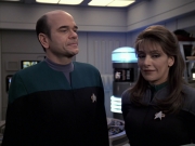 Filename=extant_StarTrek_VOY_6x24-LifeLine_02252.jpg
Filesize=155KiB
Dimensions=1200x900
Date added=Jan 03, 2020 extant_StarTrek_VOY_6x24-LifeLine_02252.jpg