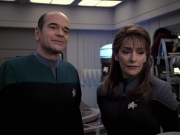 Filename=extant_StarTrek_VOY_6x24-LifeLine_02255.jpg
Filesize=150KiB
Dimensions=1200x900
Date added=Jan 03, 2020 extant_StarTrek_VOY_6x24-LifeLine_02255.jpg