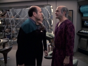 Filename=extant_StarTrek_VOY_6x24-LifeLine_02281.jpg
Filesize=209KiB
Dimensions=1200x900
Date added=Jan 03, 2020 extant_StarTrek_VOY_6x24-LifeLine_02281.jpg