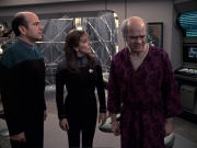 Filename=extant_StarTrek_VOY_6x24-LifeLine_02287.jpg
Filesize=200KiB
Dimensions=1200x900
Date added=Jan 03, 2020 extant_StarTrek_VOY_6x24-LifeLine_02287.jpg