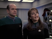 Filename=extant_StarTrek_VOY_6x24-LifeLine_02288.jpg
Filesize=153KiB
Dimensions=1200x900
Date added=Jan 03, 2020 extant_StarTrek_VOY_6x24-LifeLine_02288.jpg