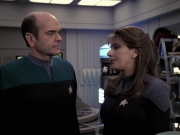 Filename=extant_StarTrek_VOY_6x24-LifeLine_02291.jpg
Filesize=156KiB
Dimensions=1200x900
Date added=Jan 03, 2020 extant_StarTrek_VOY_6x24-LifeLine_02291.jpg